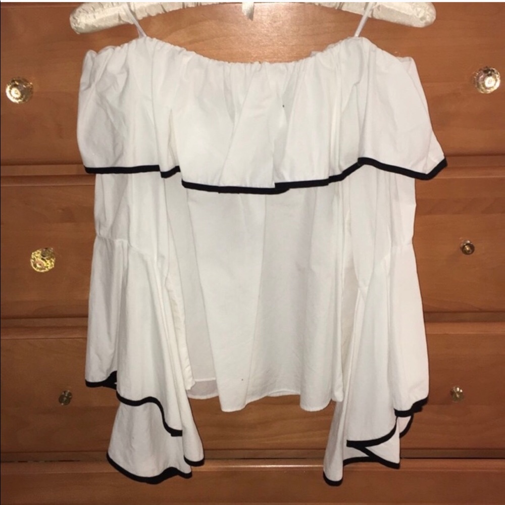 Bell Sleeve Crop Top Junior Sz M - Picture 2 of 2